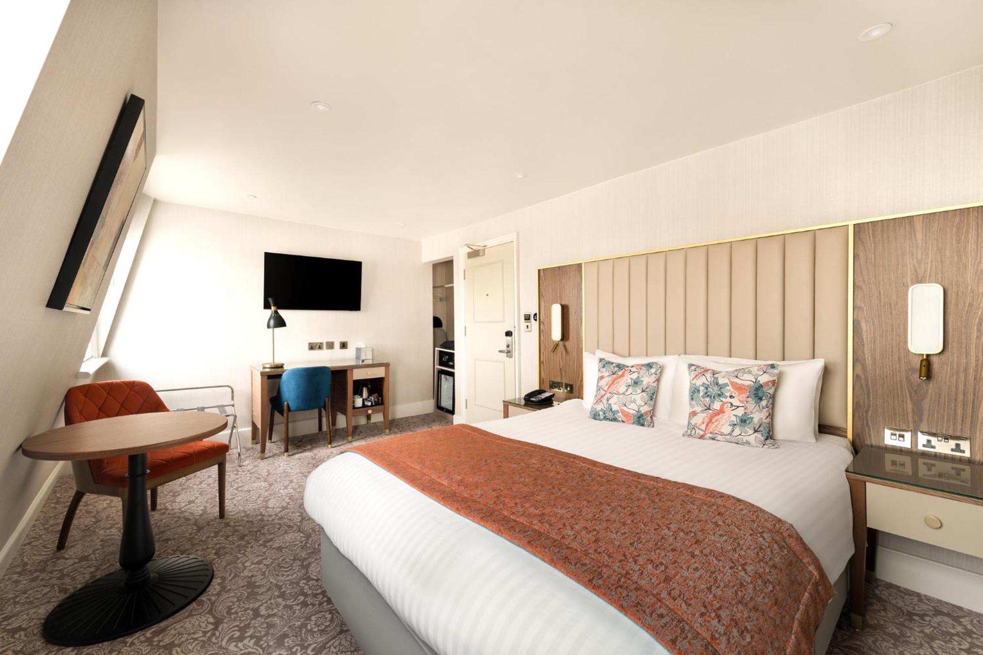Voco The Clifton Folkestone By Ihg Hotel Exterior photo