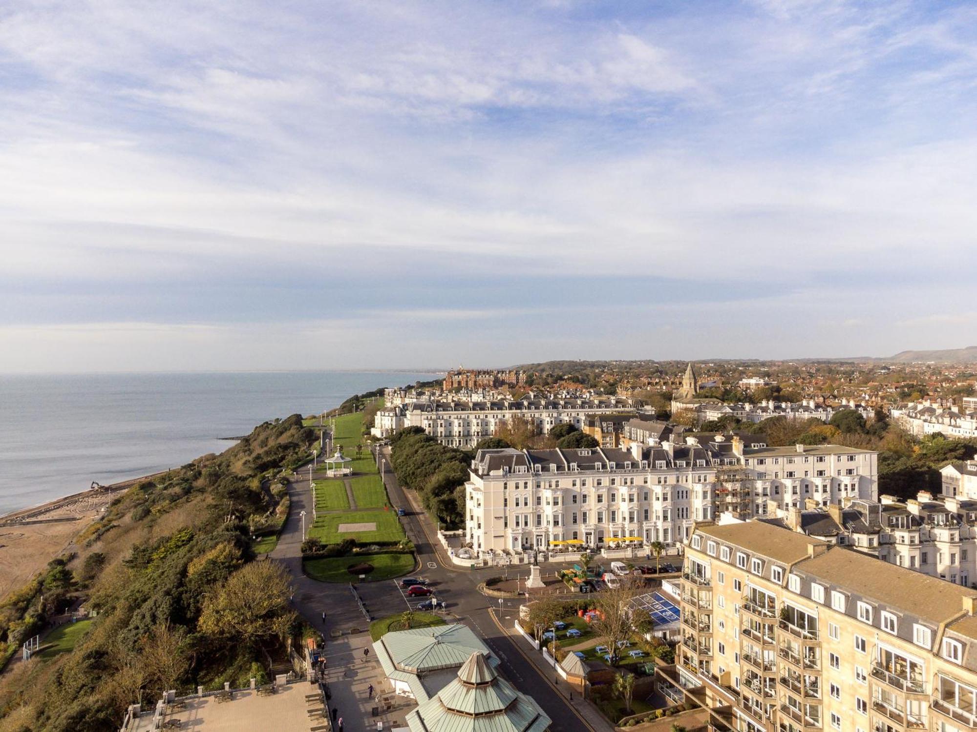 Voco The Clifton Folkestone By Ihg Hotel Exterior photo